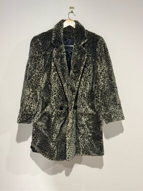 Style VII Ltd. Womens Leopard Animal Print Button Lined Mid-Length Overcoat